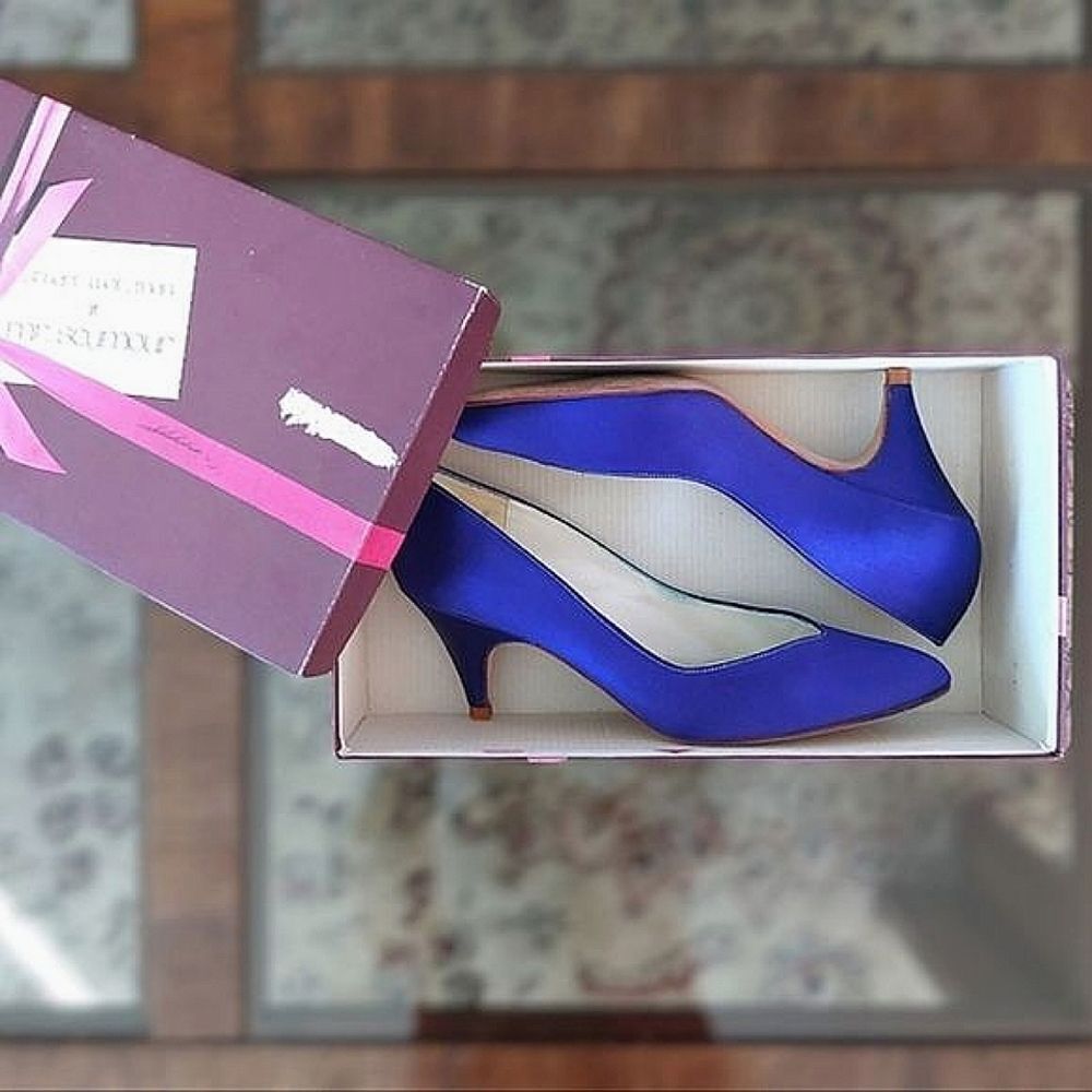 Vtg 80s Stuart Weitzman for Mr. Seymour blue sateen pumps